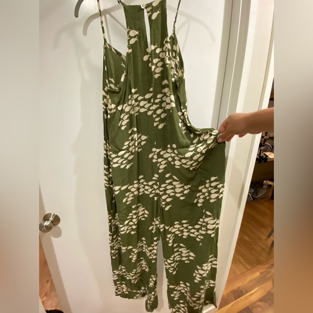 Fighting eel green fish print jumper